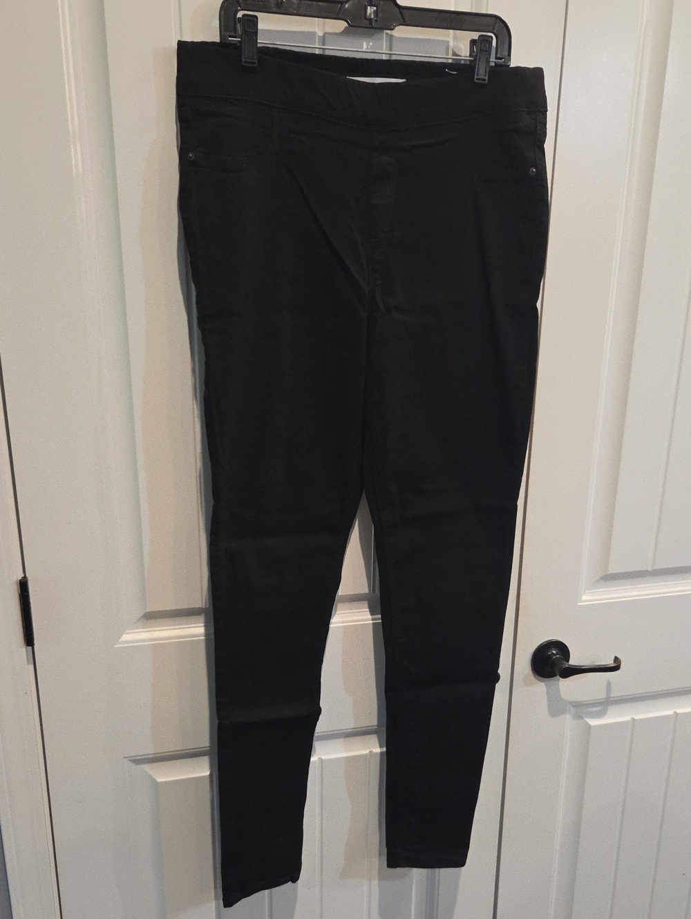 Old Navy Black Rockstar Jeggings 16 TALL!